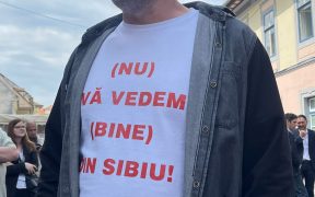 VIDEO. Profesor de istorie: ”(Nu) vă vedem (bine) din Sibiu!”; ”Președintele României Eșuate! (Iohannis)”
