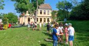 O școală de vară altfel la Sibiu: aventură și cunoaștere în mijlocul naturii