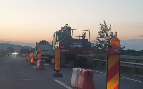 Reparațiile la drumul surpat Cristian – Săcel vor dura 6 luni