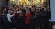 Corala Allegretto vestește Crăciunul în Biserica Ursulinelor