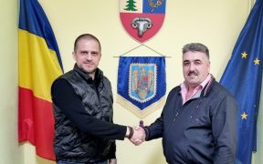 Primarii de dreapta virează la stânga