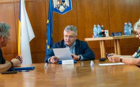 Primăria Mediaș cumpără 5 troleibuze, cu 15 milioane de lei
