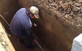 Cimitirul Municipal scoate la concurs două posturi de gropar