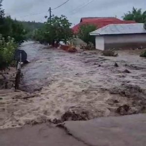 Ajutor de urgență de la ACoR Sibiu pentru sinistrații din Galați Ajutor de urgență de la ACoR Sibiu pentru sinistrații din Galați