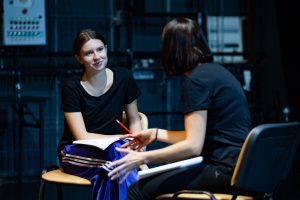 „Cartierul #3. Jocuri fără joacă”. Premieră pentru adolescenți, la Teatrul „Gong”.