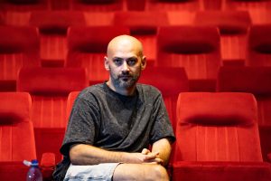 „Cartierul #3. Jocuri fără joacă”. Premieră pentru adolescenți, la Teatrul „Gong”.