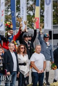 Adelina Paralescu este Campioana României. Seniorii CSM au cucerit bronzul.