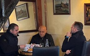 Întâlnire de taină, la Mediaș: Trif – Mureșan - Potra