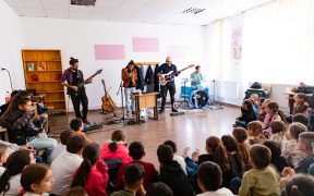 O educație ”altfel”: Săptămâna Muzicii Rock în Școală