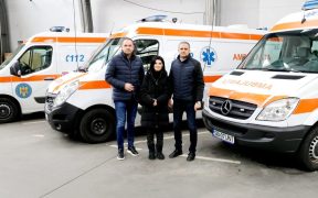PSD Sibiu: ”Am promis, ne ținem de cuvânt! Vom avea ambulanțe noi la Mediaș și la Sibiu!” (PE)