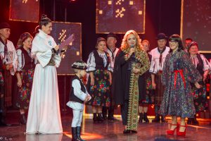 Festivalul Național de Folclor „Ioan Macrea” a marcat trei zile de regal folcloric, la aniversarea celor 80 de ani de activitate ai Junilor Sibiului