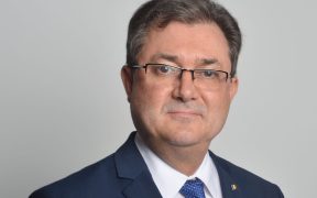 Marius Emilian Novac - O viață dedicată Educației și dezvoltării sistemului școlar (PE)