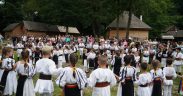 Copilăria se trăiește în pas de dans, cu Junii Sibiului